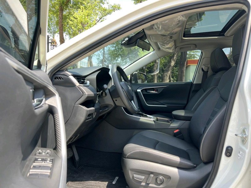 东莞21年丰田RAV4荣放6