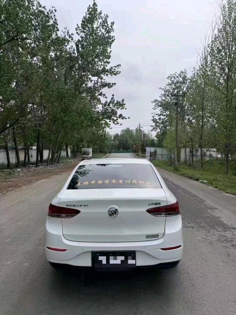 菏泽20年别克英朗GT5