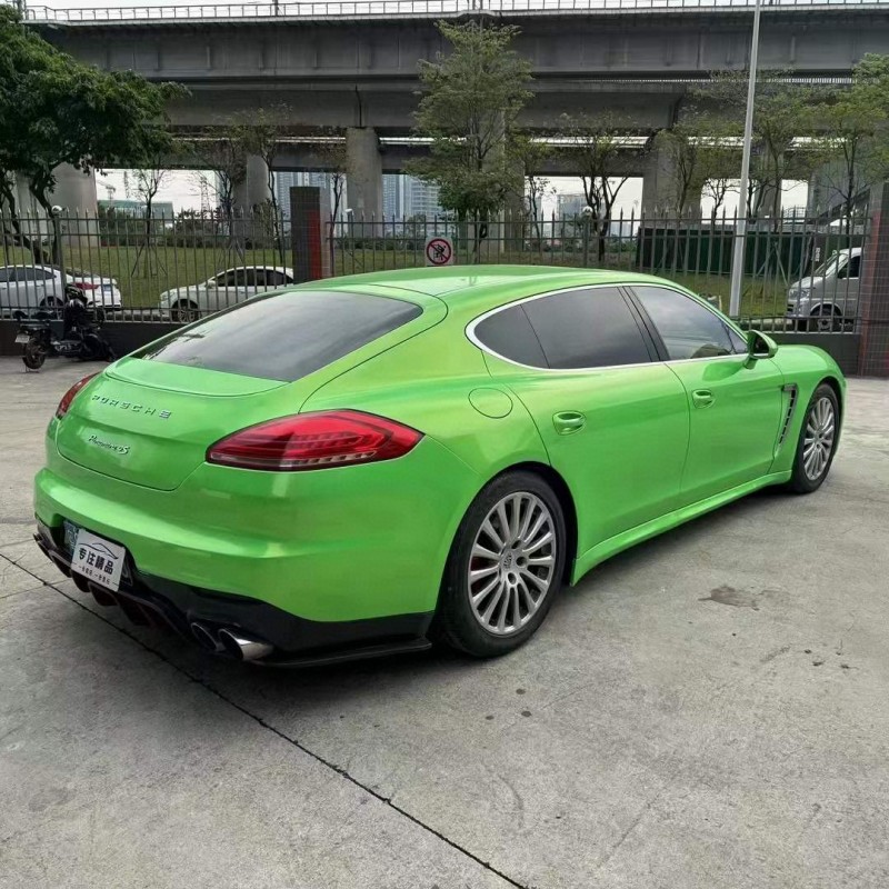 佛山15年保时捷帕拉梅拉8