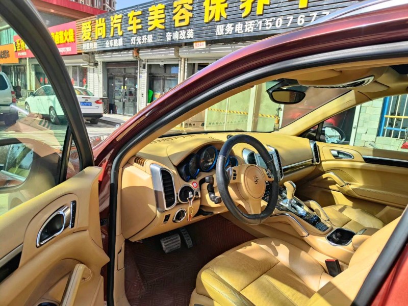 沧州13年保时捷卡宴6