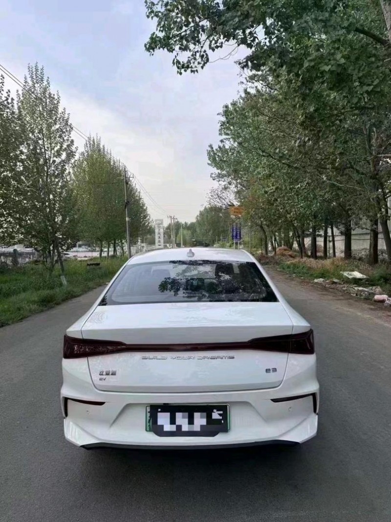 菏泽22年比亚迪E35