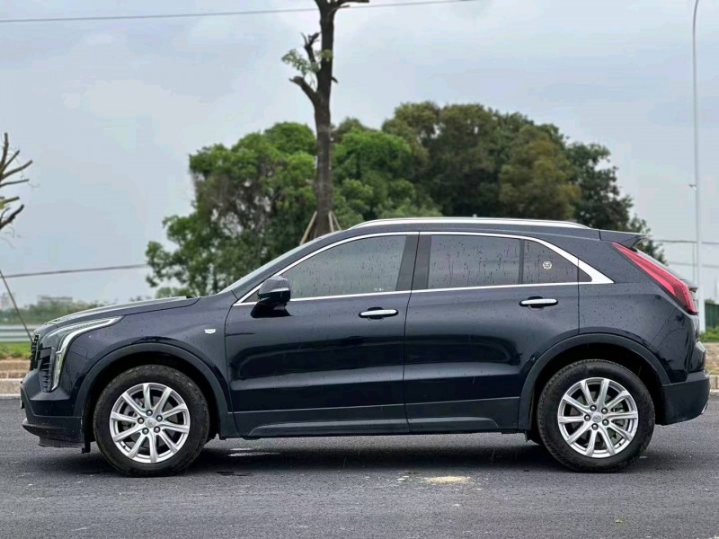 汕头20年凯迪拉克XT42