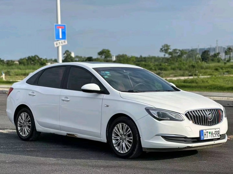 汕头16年别克英朗3