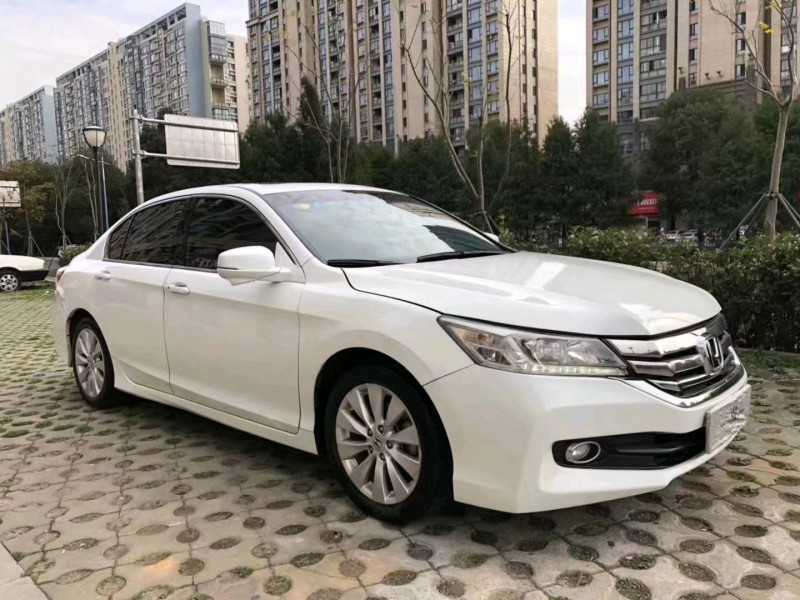 沧州14年本田雅阁2