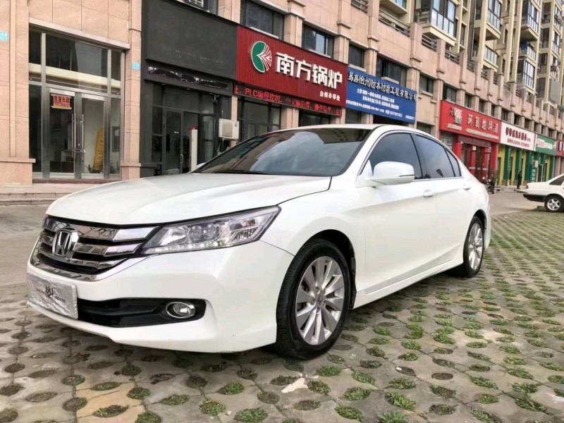 沧州14年本田雅阁3
