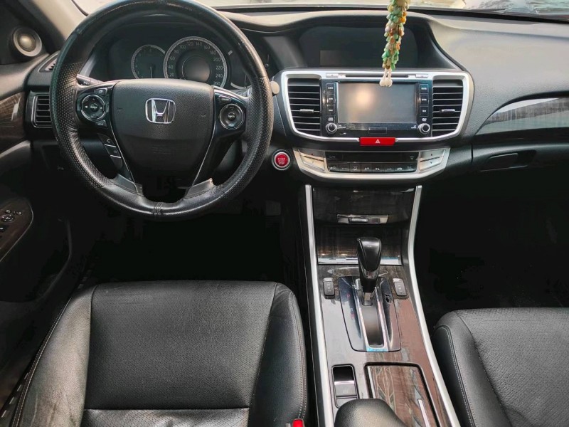 沧州14年本田雅阁6