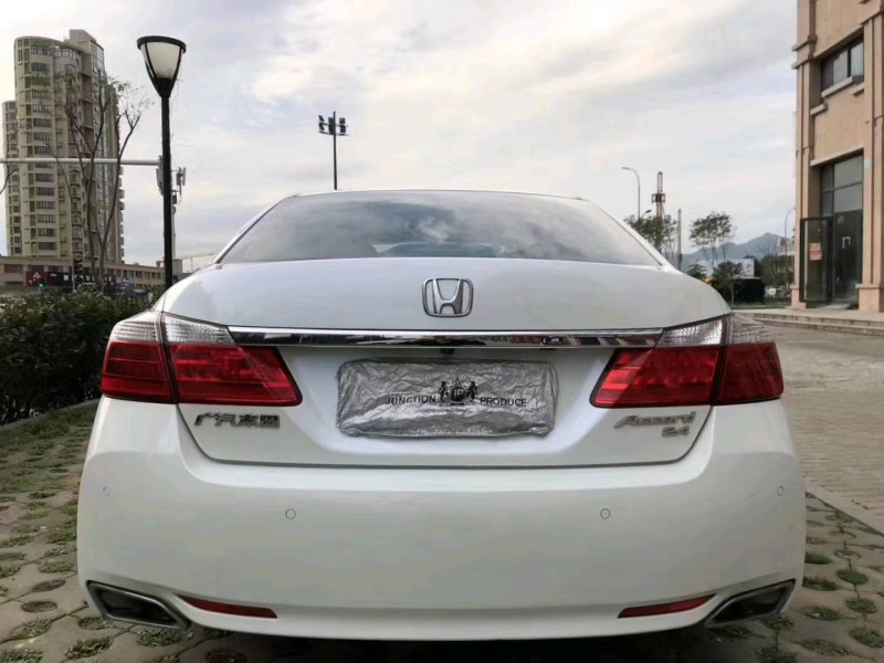 沧州14年本田雅阁9