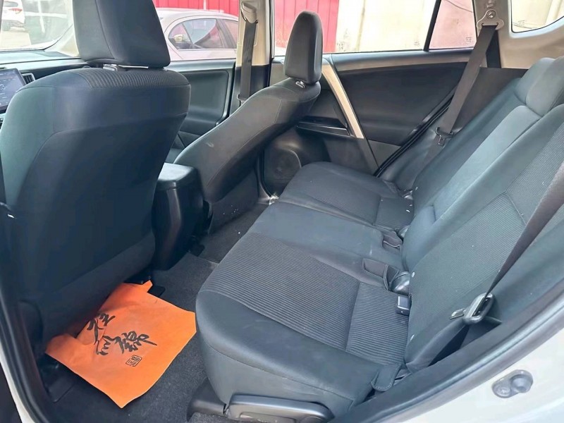 沧州18年丰田RAV4荣放8