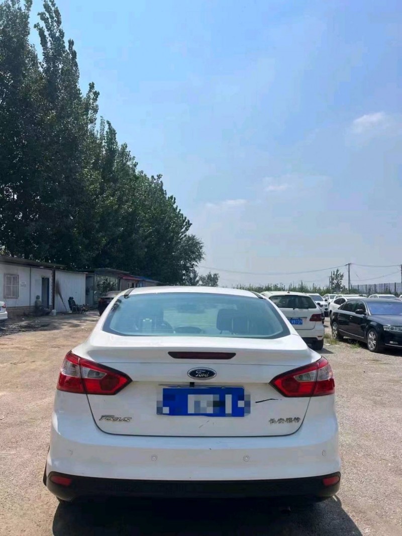 菏泽14年福特福克斯5