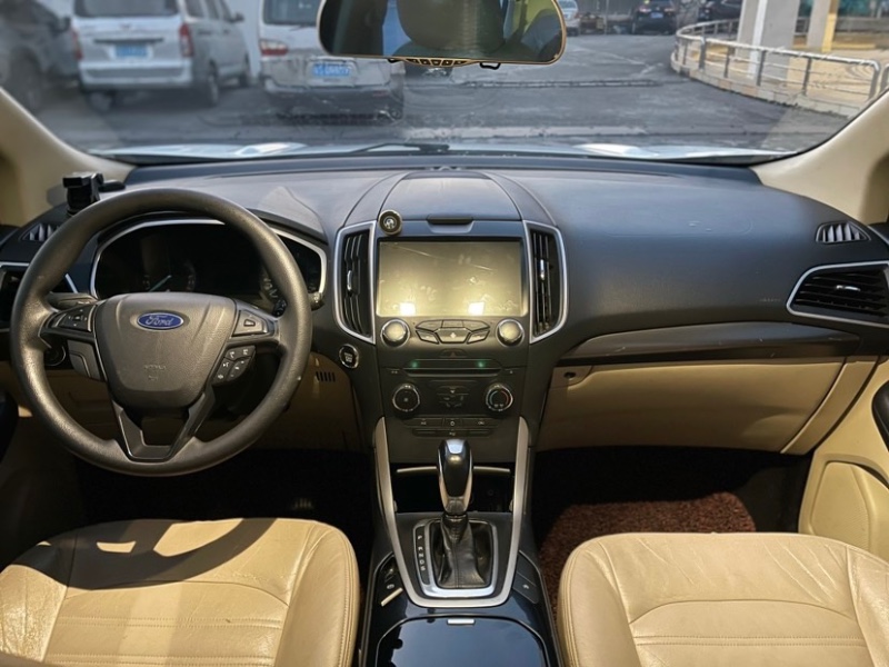 东莞16年福特领界9