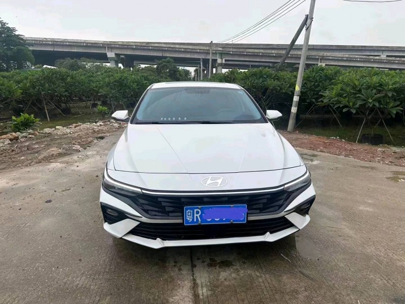 东莞23年现代伊兰特1