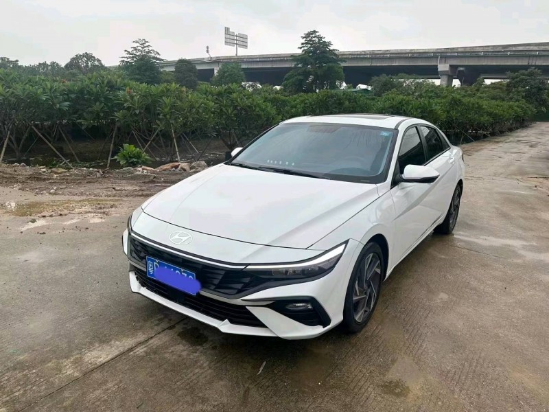 东莞23年现代伊兰特3