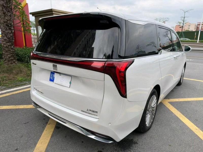 佛山23年别克新世纪7