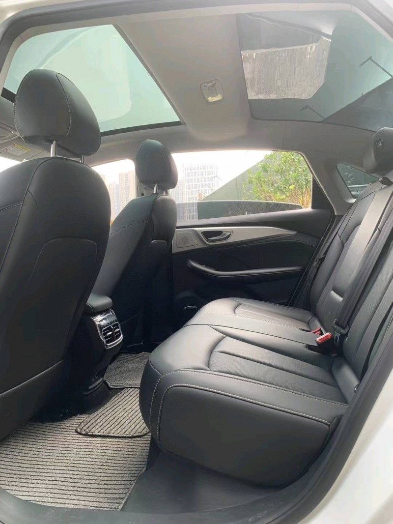 佛山22年荣威i64