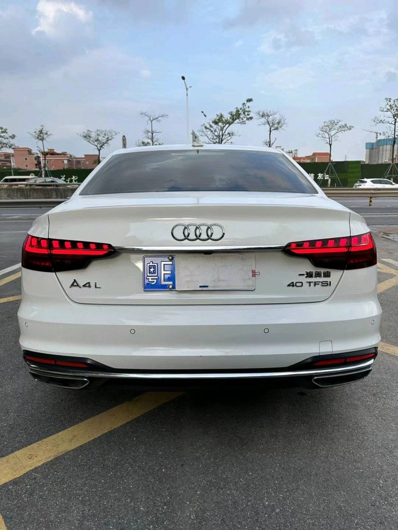 佛山21年奥迪A4L3