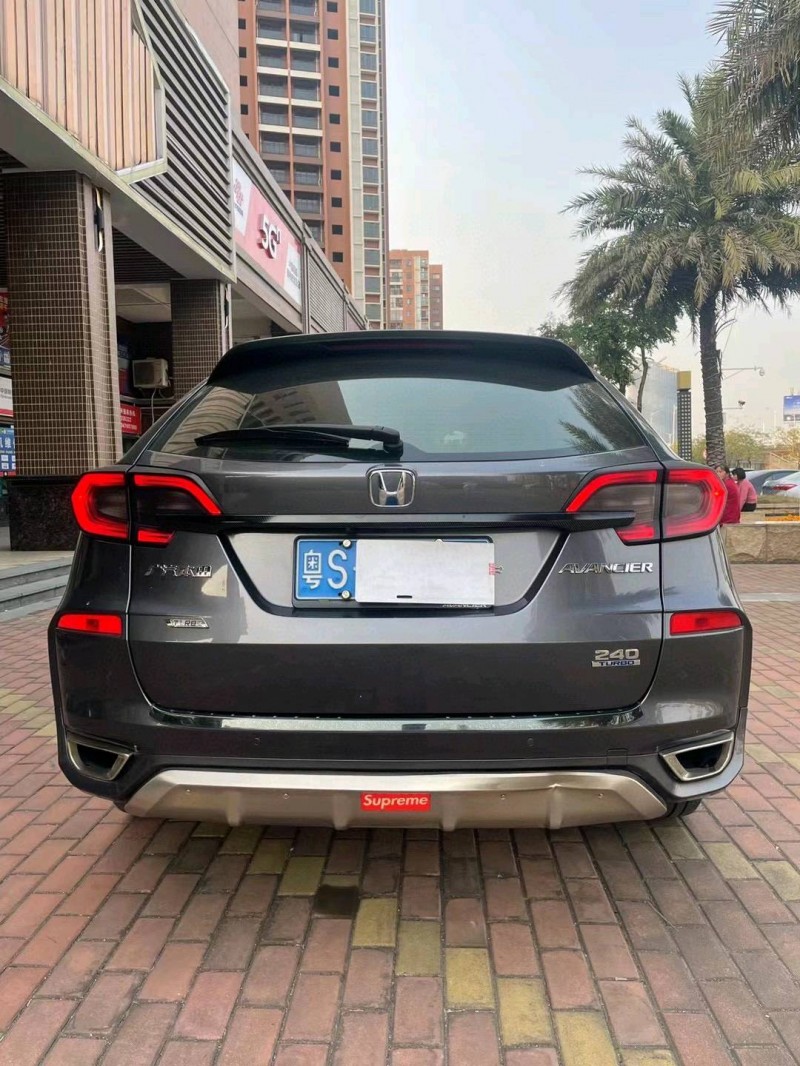 佛山17年本田冠道2