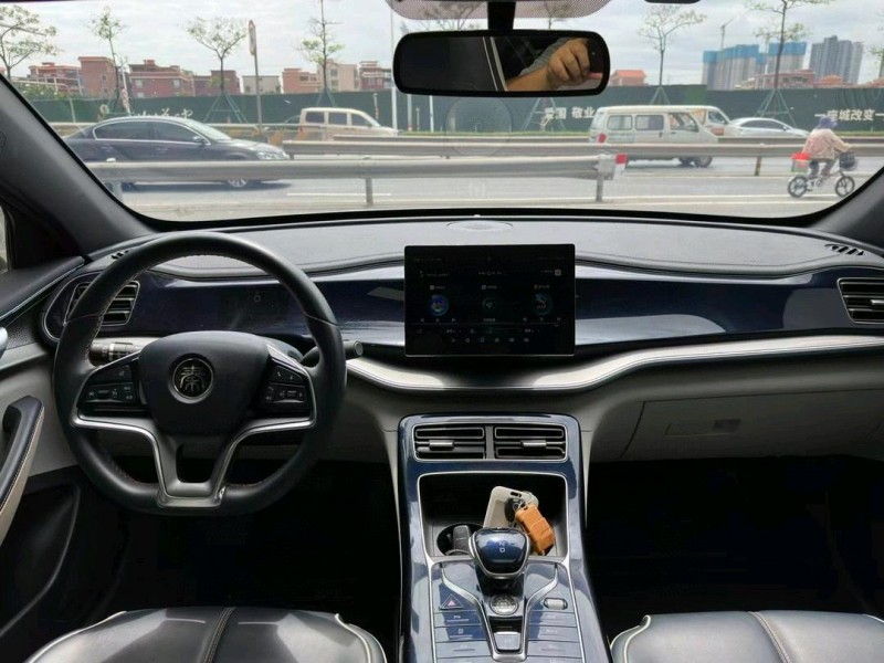 佛山22年比亚迪秦9