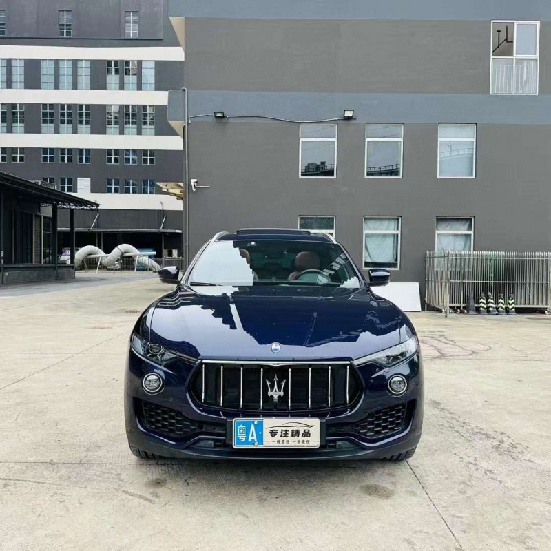 佛山17年玛莎拉蒂Levante1