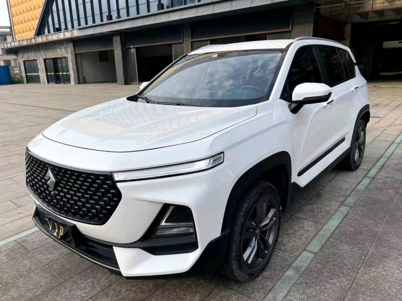 廣州21年寶駿RS52