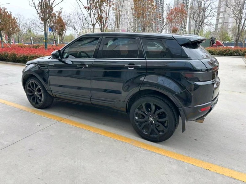 东营16年路虎极光4