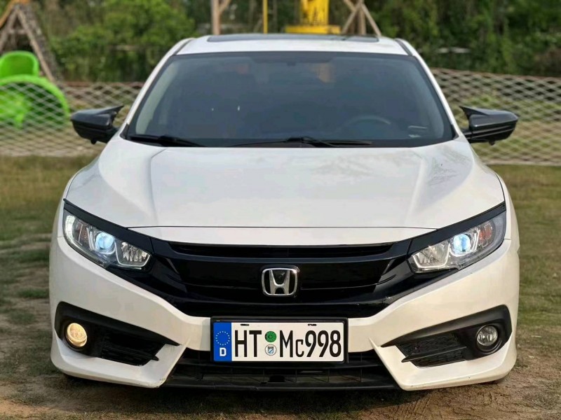 汕头18年本田思域1