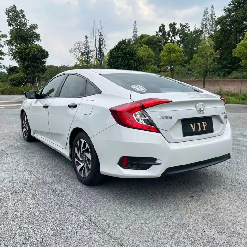 成都18年本田思域4