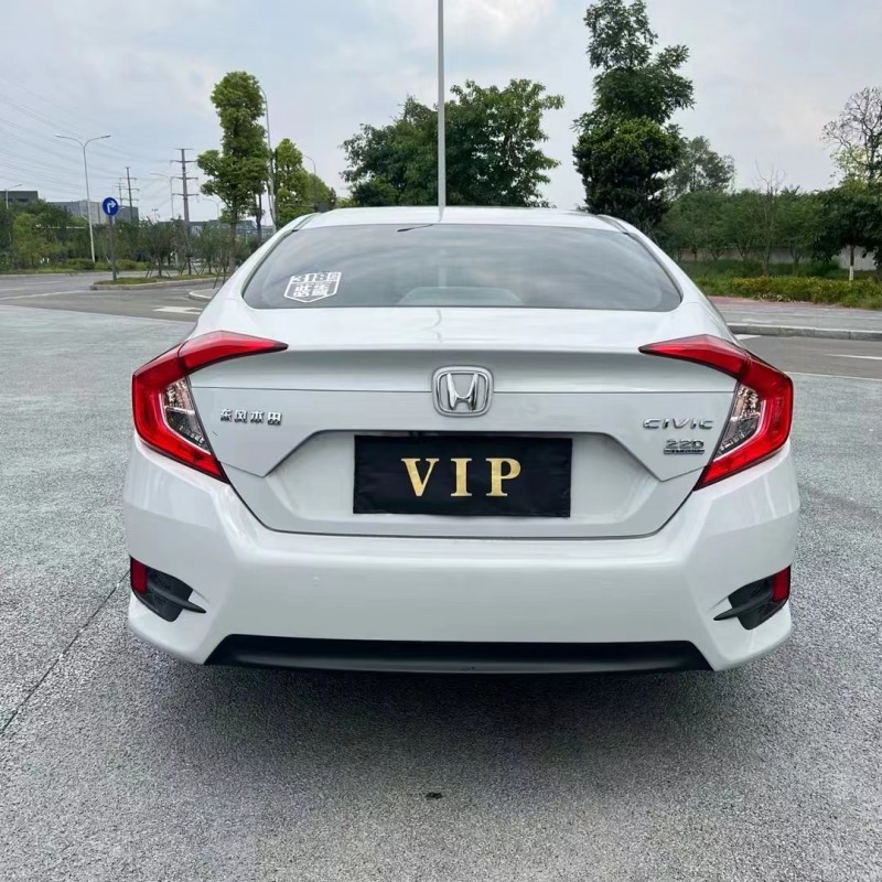 成都18年本田思域7