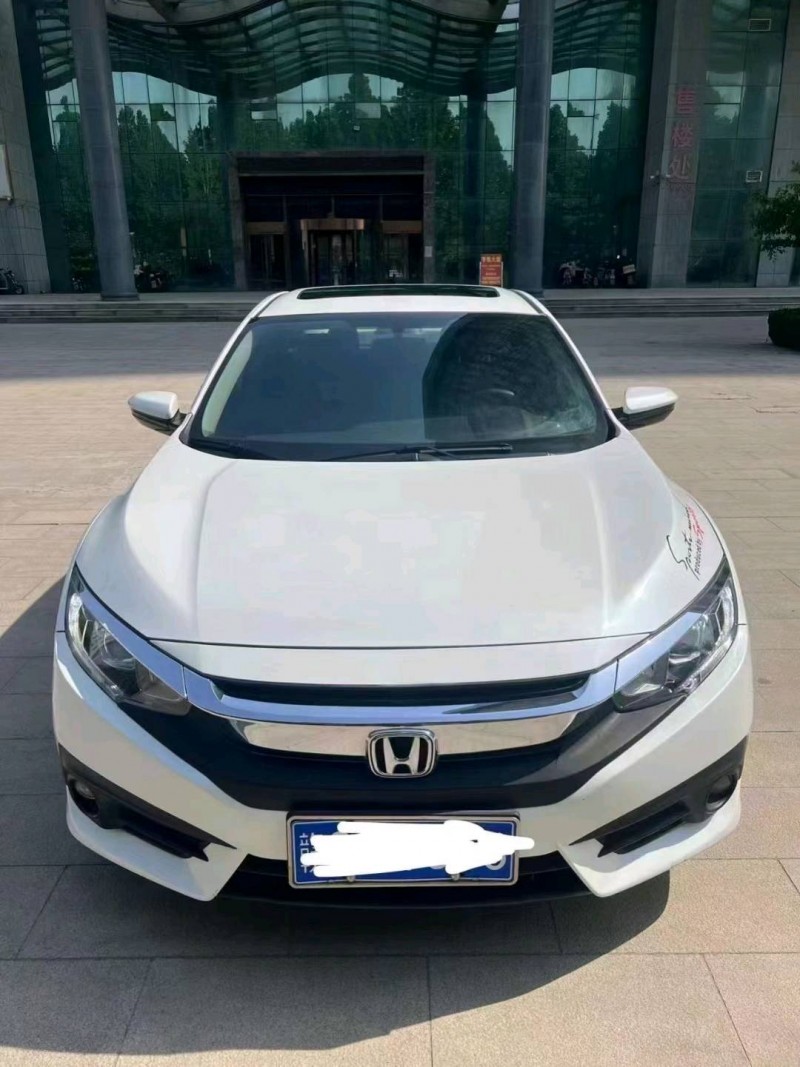 东营17年本田思域1