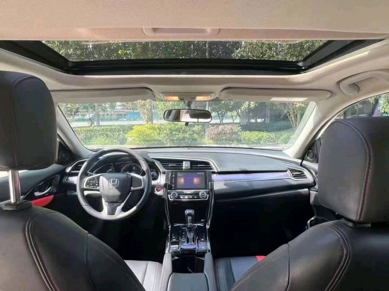 东营17年本田思域5