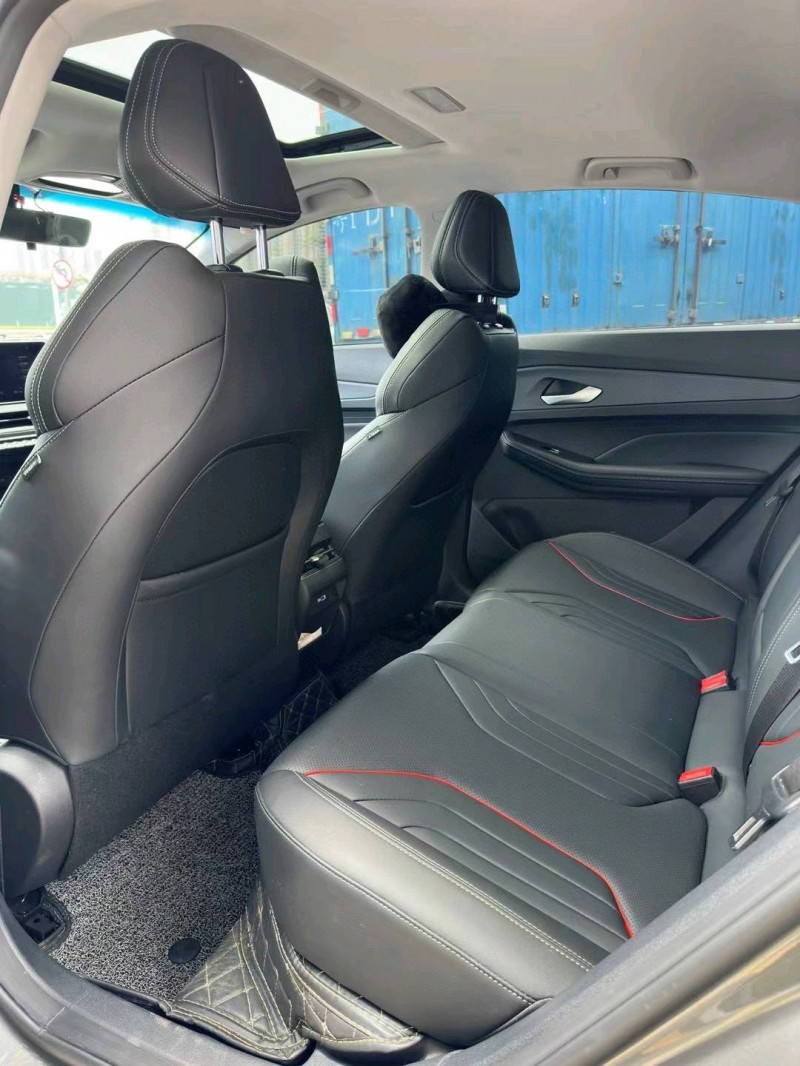 佛山23年吉利帝豪7