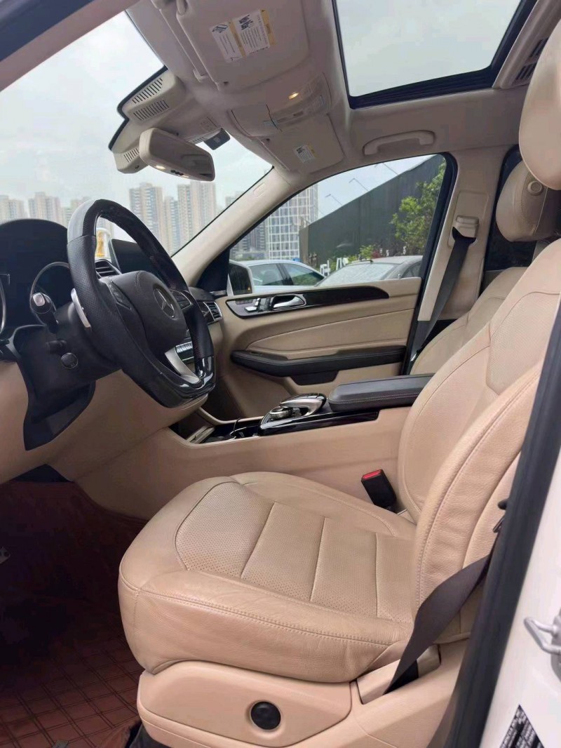 佛山17年奔驰GLS8