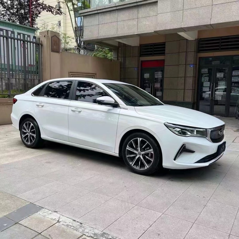 成都21年吉利帝豪7