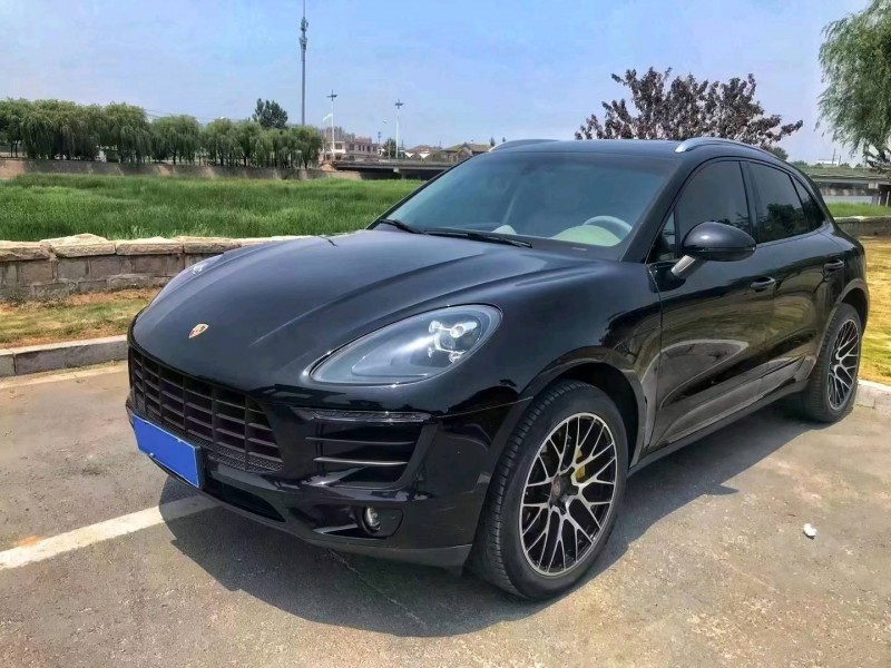 东营15年保时捷Macan2