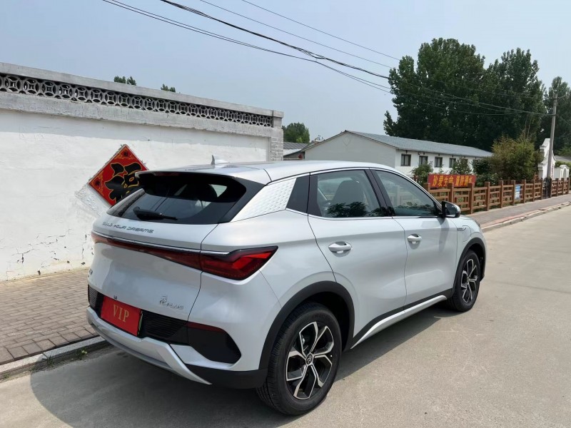 青岛23年比亚迪元5