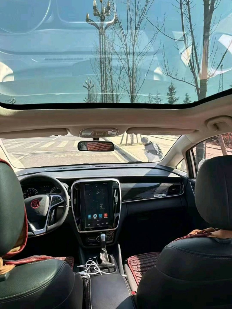 东营18年比亚迪宋MAX5