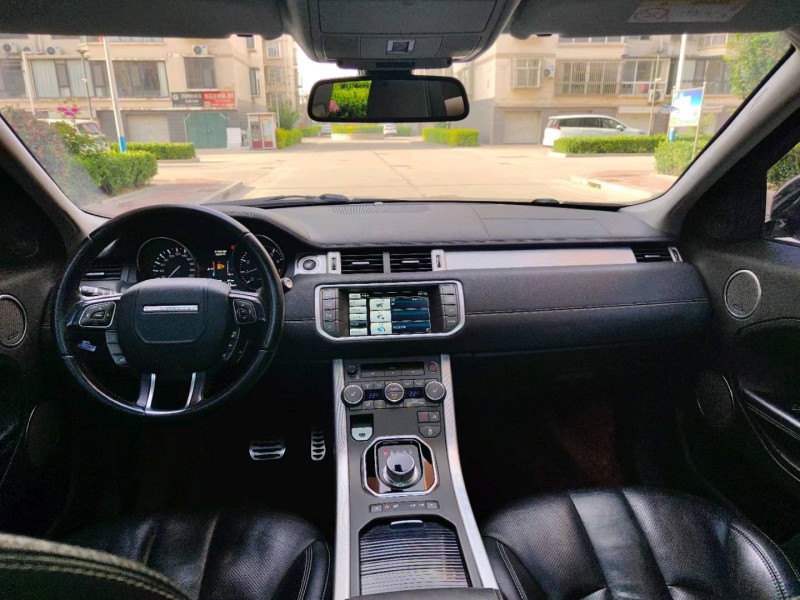 枣庄14年路虎极光9