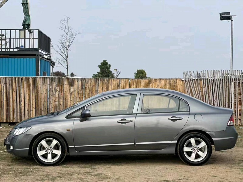 汕头14年本田思铭2