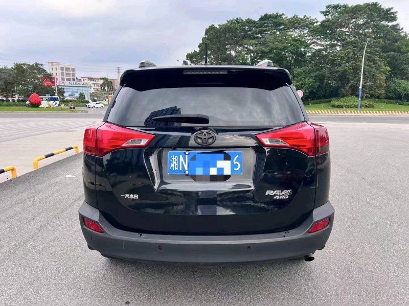 深圳15年丰田RAV4荣放6
