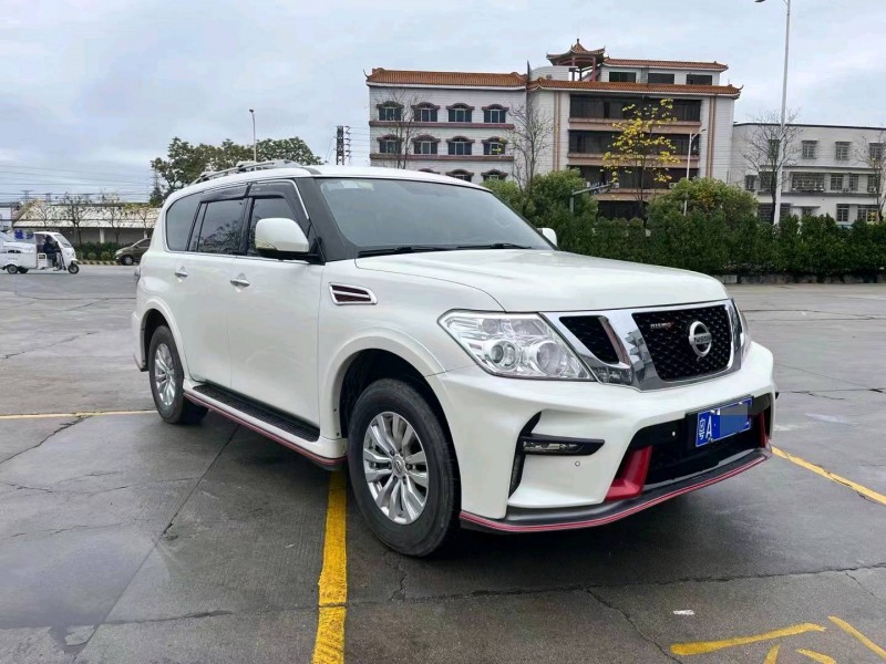 珠海18年日產途樂2