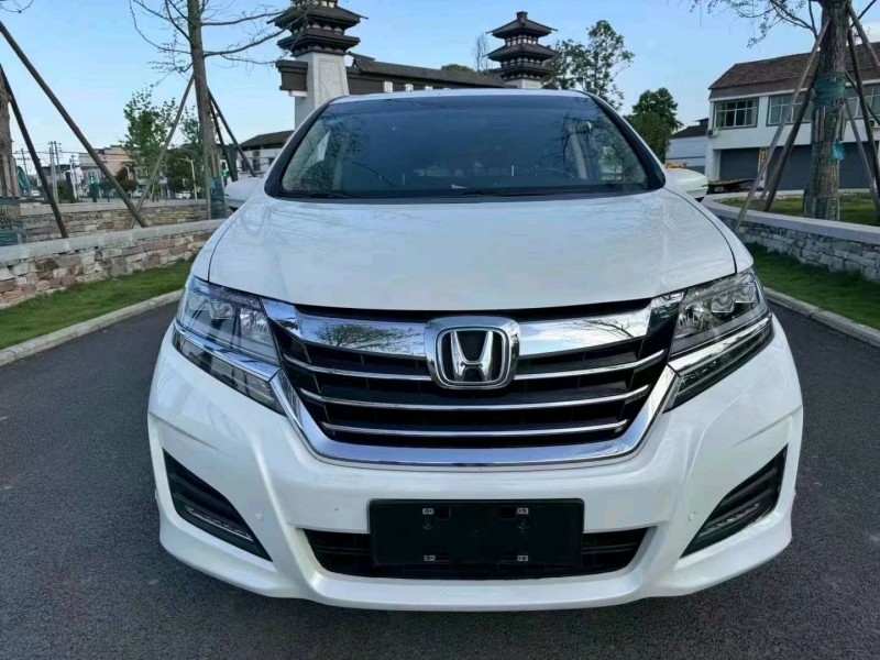 东营17年本田艾力绅1