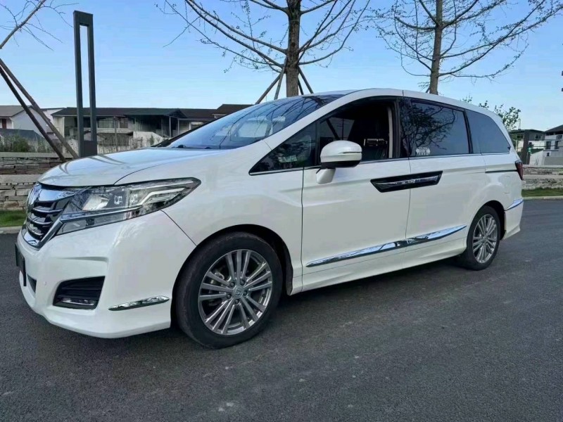 东营17年本田艾力绅2