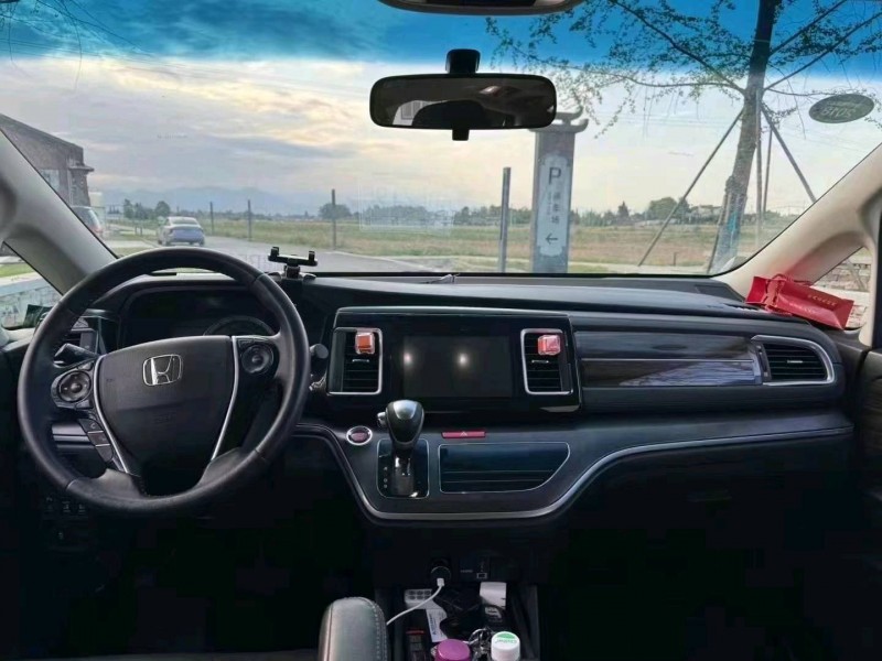 东营17年本田艾力绅5