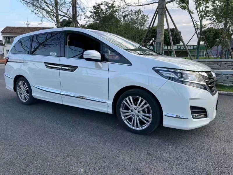 东营17年本田艾力绅7