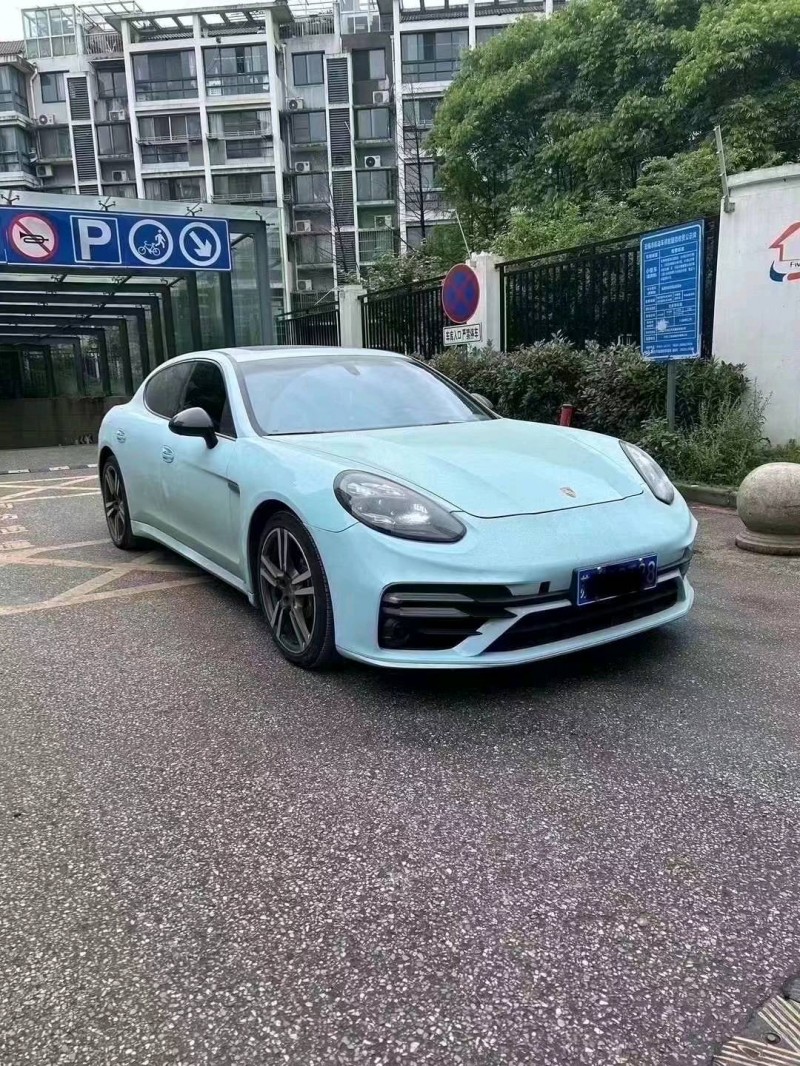 苏州14年保时捷帕拉梅拉2