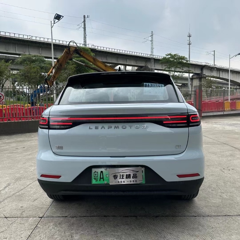 廣州24年零跑汽車C117
