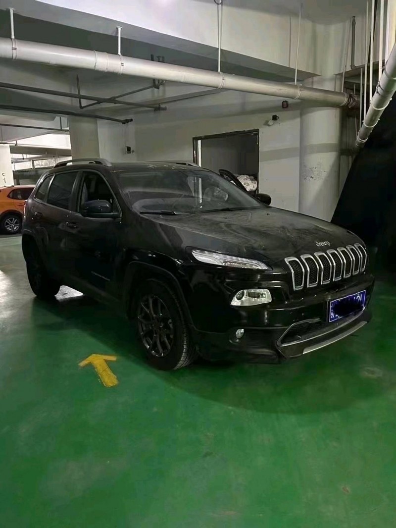 苏州20年Jeep自由光2