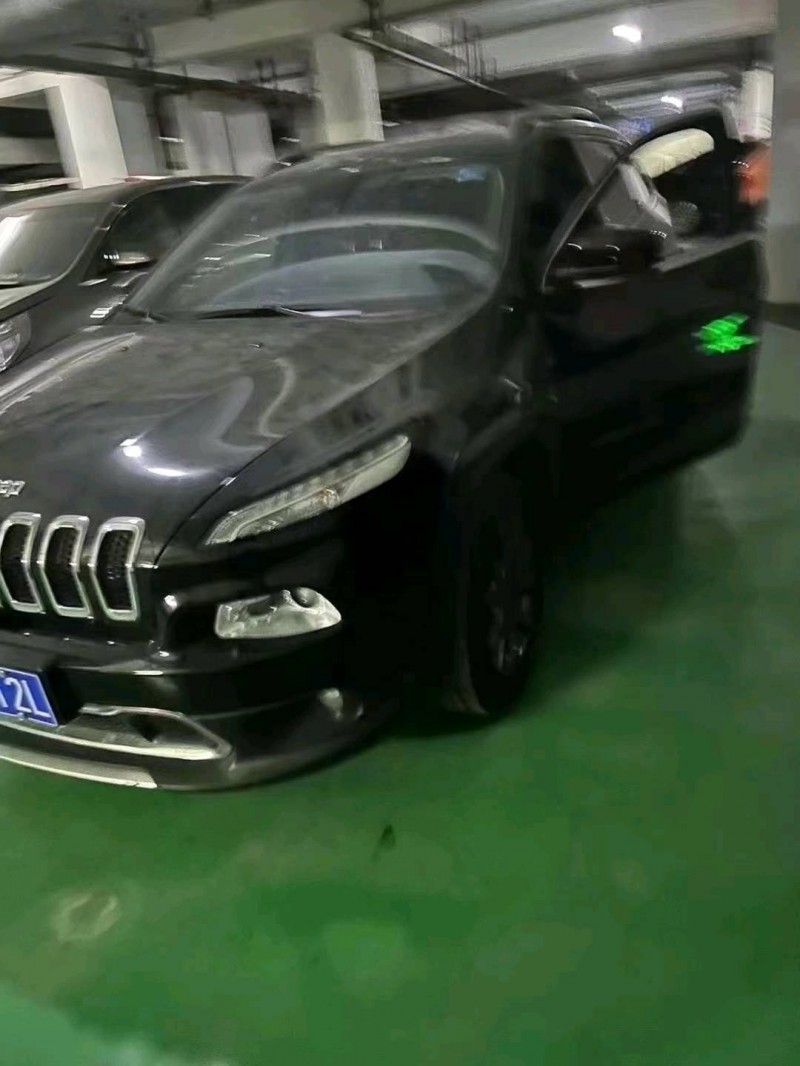 苏州20年Jeep自由光3