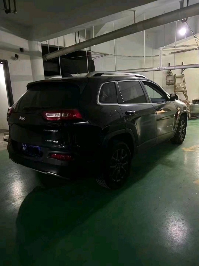 苏州20年Jeep自由光6