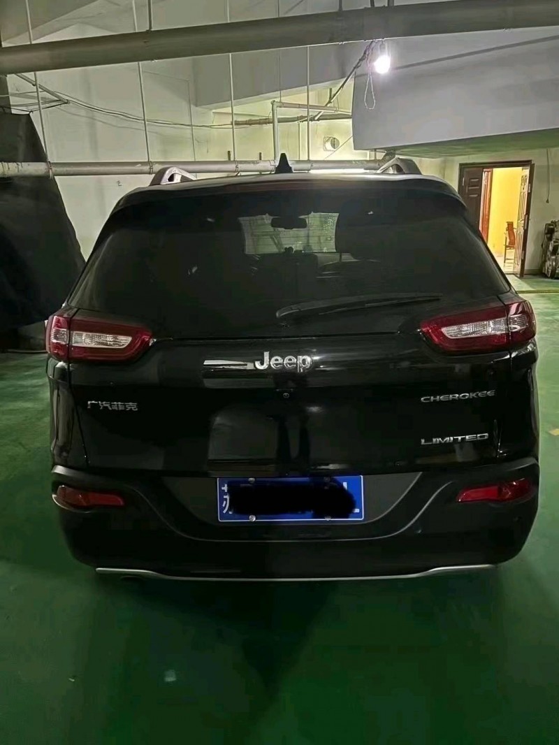 苏州20年Jeep自由光8