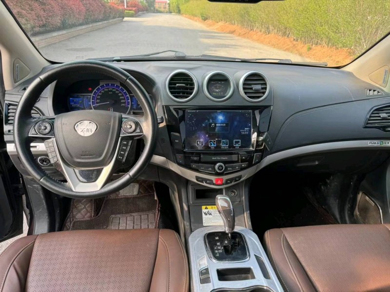 青岛15年比亚迪S75